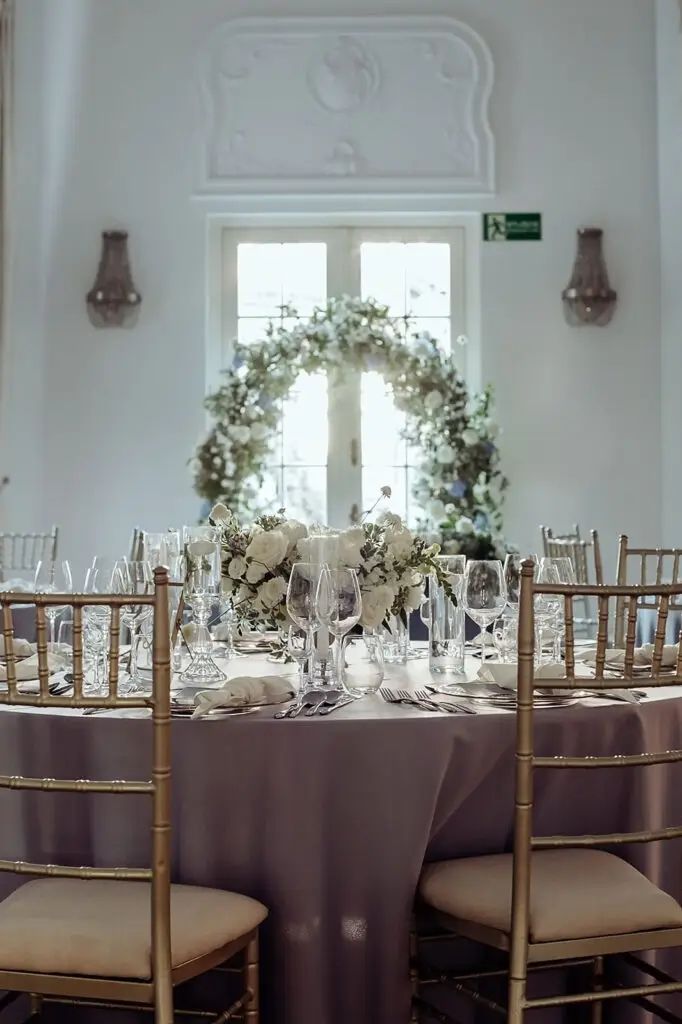 elegnckie dekoracje na wesele